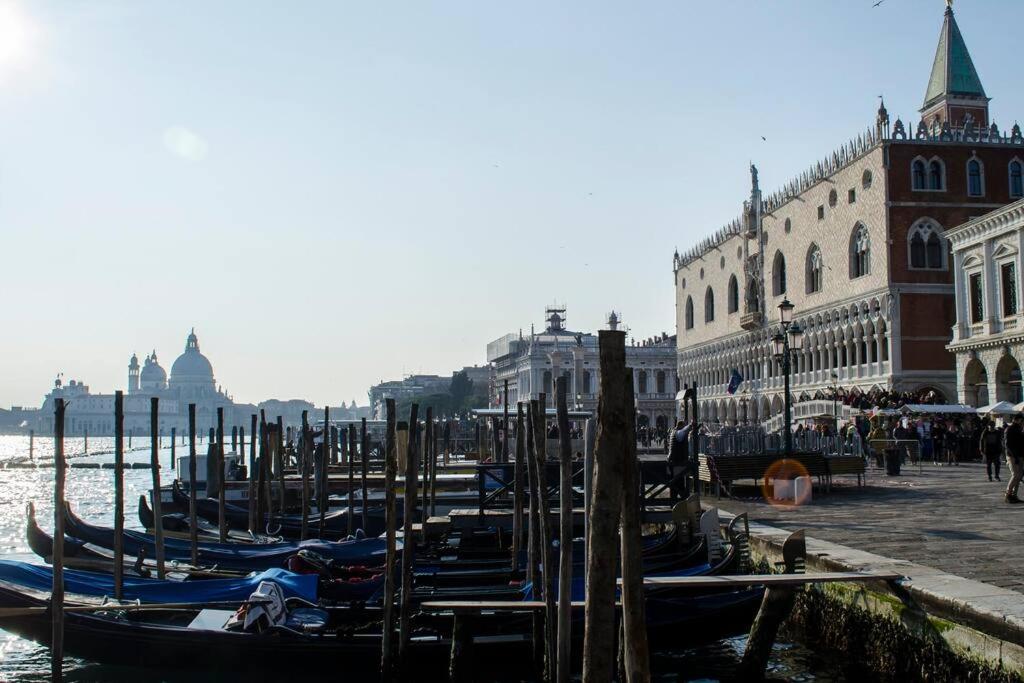 Ca' De Mezo Near San Marco Apartamento Veneza Exterior foto